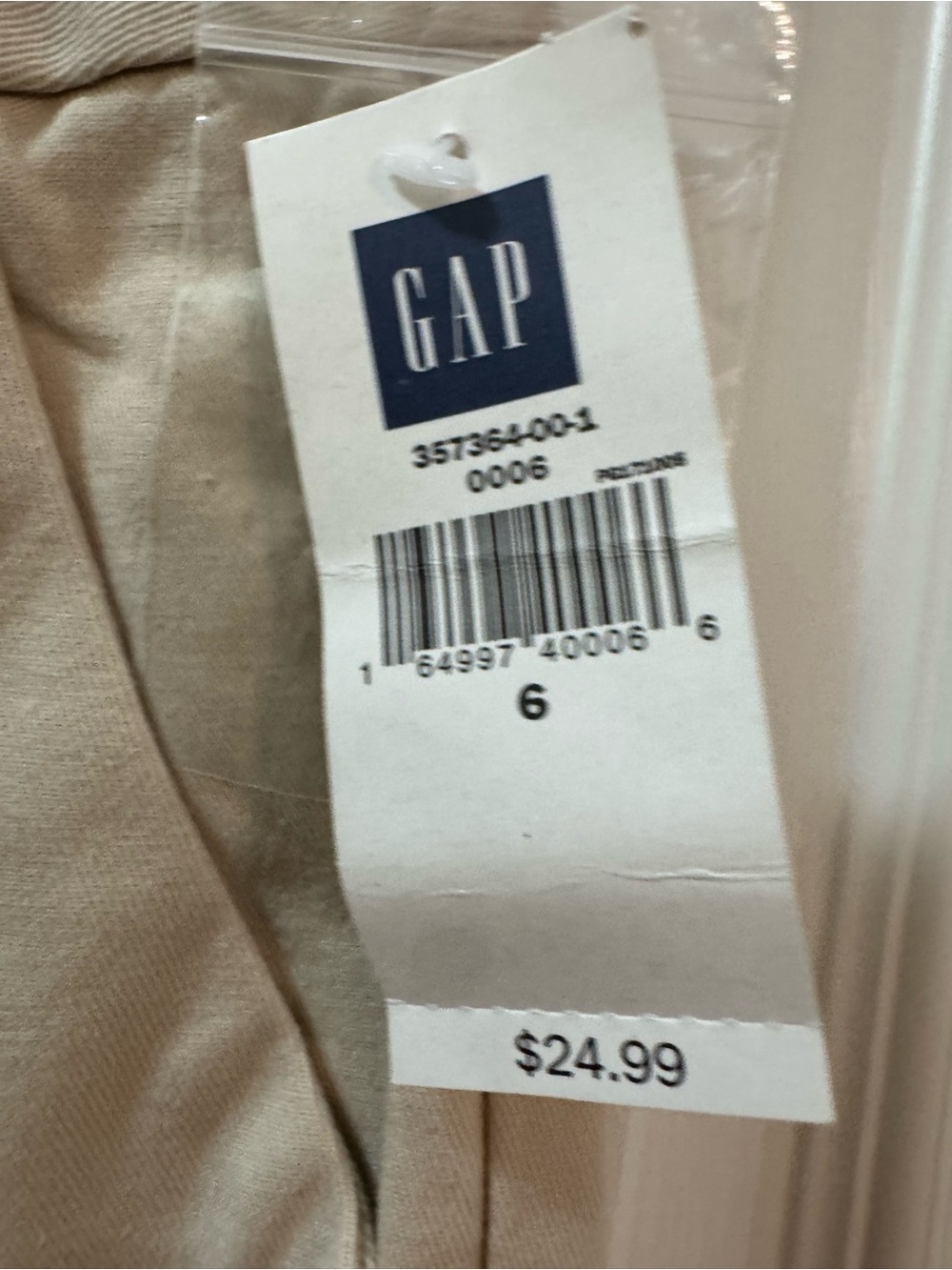 GAP Modern Fit Capri Pants Beige Size 6 NWT - Picture 2 of 4